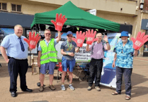 Bus partnership stalls in Minehead and Watchet need volunteers to help campaign