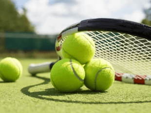 Minehead A off to flying start in the West Somerset Tennis League 