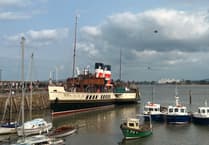 Waverley paddle steamer makes first West Somerset visit of season