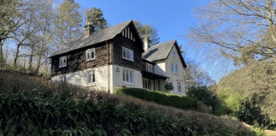 Plan to convert youth hostel to single home