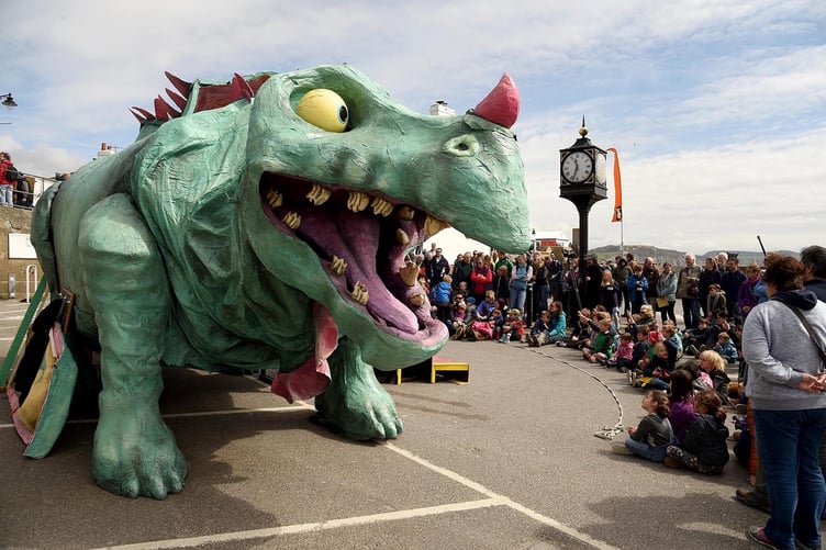 The Iguanodon Restaurant with an enthralled young audience.