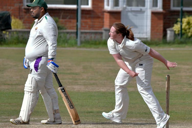 Ellie Popplestone bowls for Ashbrittle 2nd XI