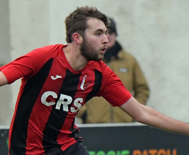 Minehead lose first home match of season