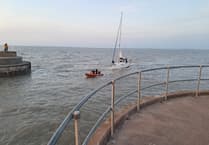 Watchet Sea Scouts come to rescue of yacht drifting after propulsion loss