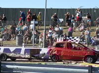 Edmond completes hat-trick of victories in Caravan Chaos event 