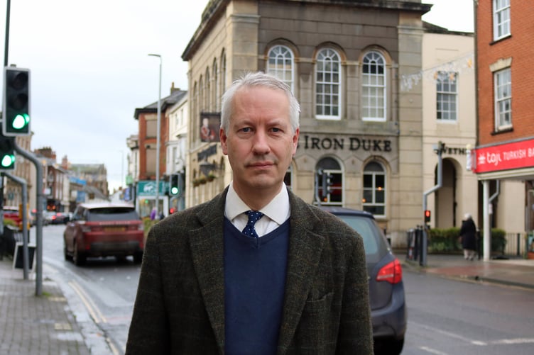Wellington’s MP Gideon Amos wants a fairer Government deal for pubs and other hospitality businesses.