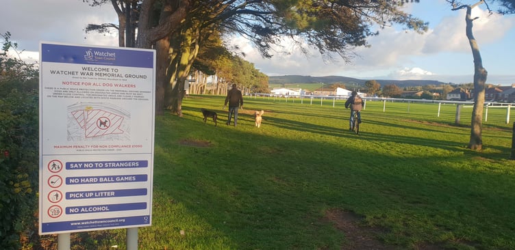 Watchet Town Council has won funding for free school holiday activities to be based around the war memorial recreation ground.