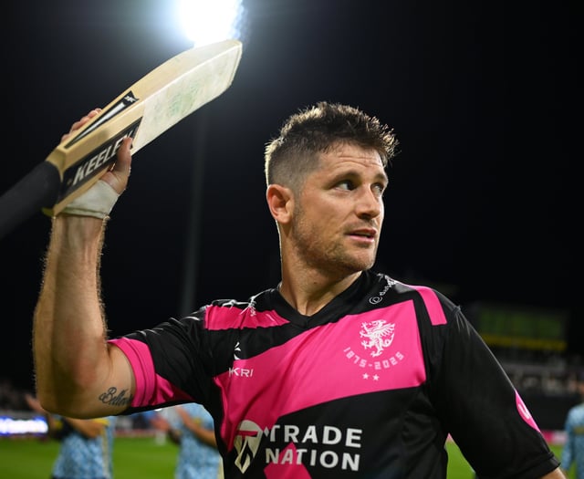 Dickson leaving Somerset at end of season