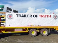 'Trailer of Truth' campaign visits farmers' market