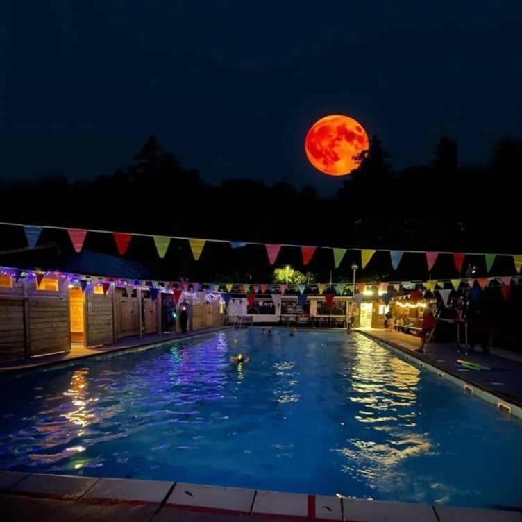 Wivey Pool has held its last 'dimply dip' late night swim of the season.