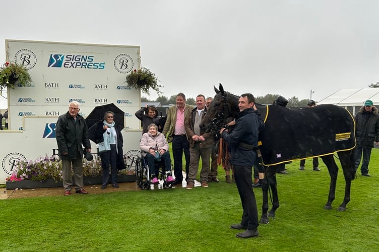  Fair Dinkum - a winner at Bath