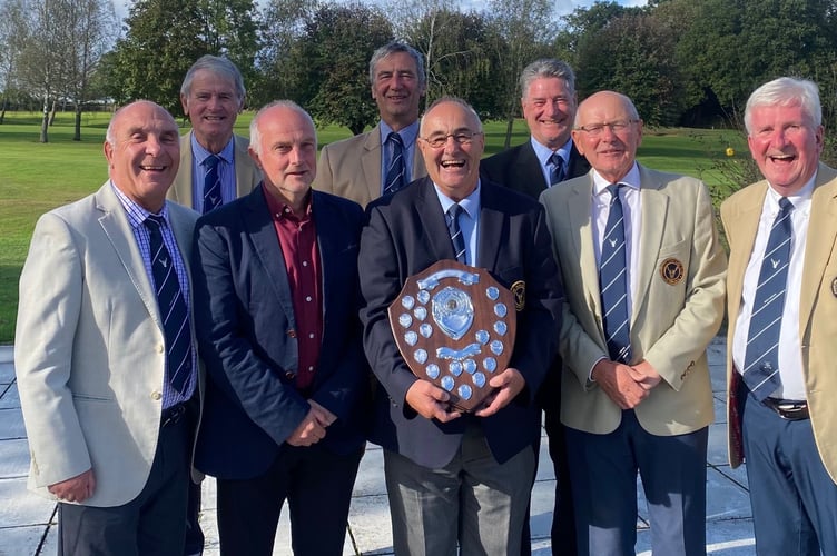 Enmore who won the MET Past Captains' Shield