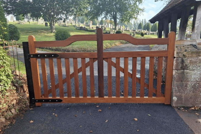 New gates have been installed as part of a restoration of the lychgate in Minehead Cemetery.