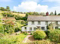 Charming character cottage with tasteful refurbishment on the market