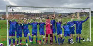 Minehead Under 12s gain shock win over leaders Grove 