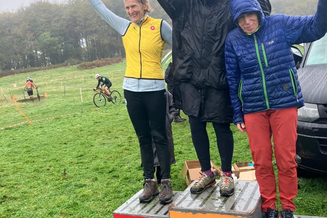 Battling Minehead riders stay on course 
