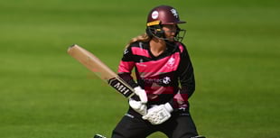 Keeper/batter Hazell extends contract with Somerset