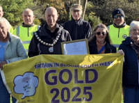 Town's blooms win gold award again