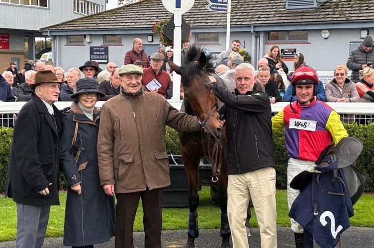 Gentleman Toboot made a winning debut at Newton Abbot under Jack Tudor.
