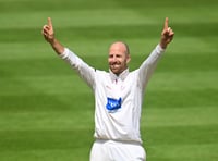 England spinner Jack Leach signs extended contract
