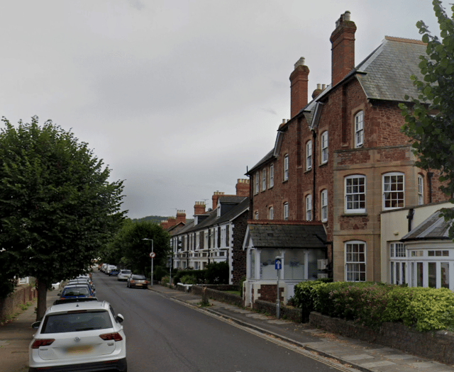 House burglars steal £10,000 cash