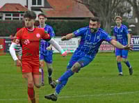 Minehead maintain splendid form against Clutton 