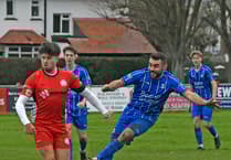 Minehead maintain splendid form against Clutton