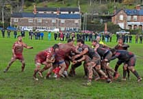 Wiveliscombe stretch lead at the top of table