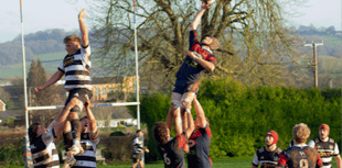 Leaders Wiveliscombe face away match against Barnstaple 
