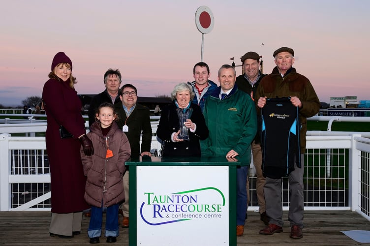 Left to right: Jon Carden and his wife Libby, John and Sarah Pengelly and their sons Adam and Marcus, Guy Wolfenden, Taunton Raceday operations manager, and trainer Stuart Kittow.
