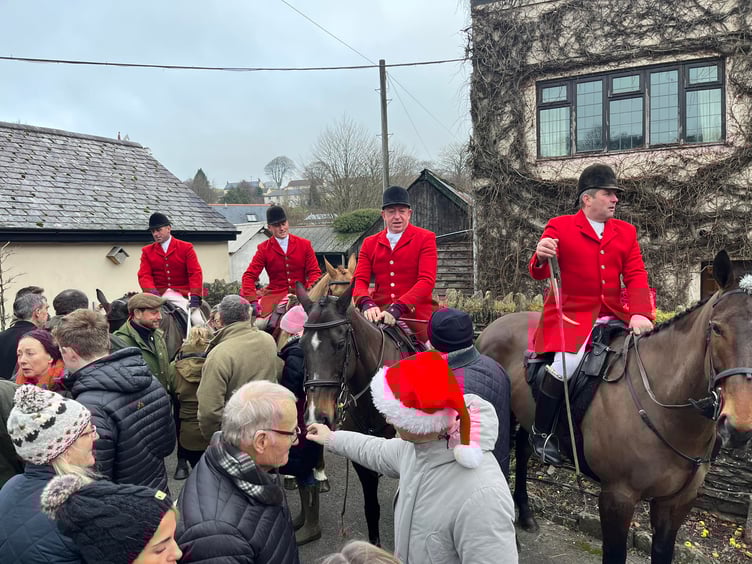 A warm welcome was given to the Devon and Somerset Staghounds when they met in Exford on Boxing Day.