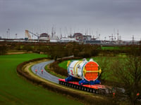 Second nuclear reactor arrives