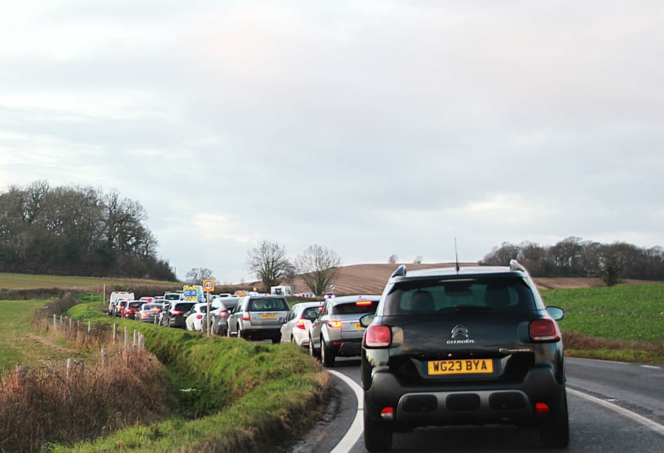 Traffic lights replacement scheme shortcomings revealed