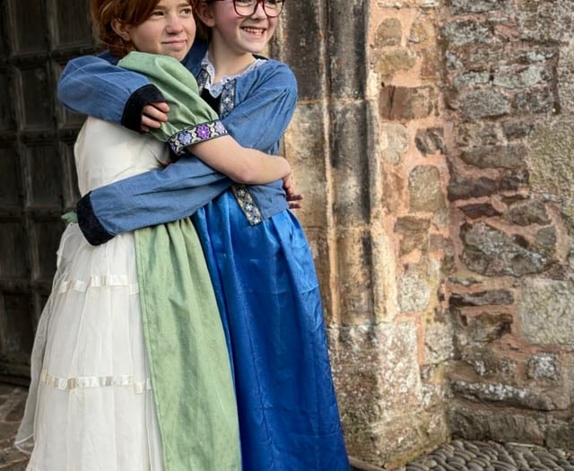 Youngsters to make debut on stage