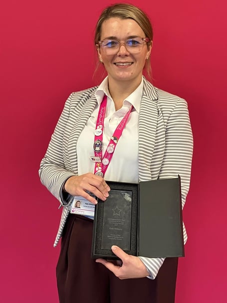 Symphony Healthcare Services'  Kate Williams with her primary care nurse leadership award.