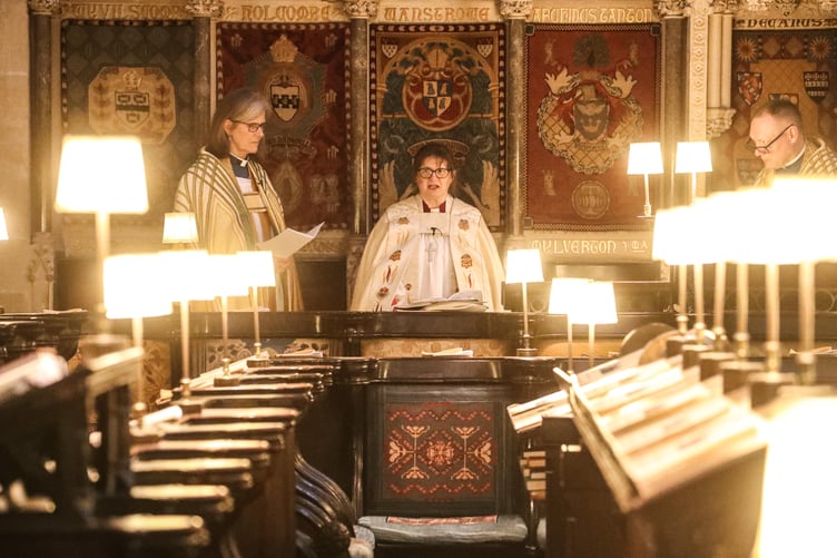 Bishop Fiona is inducted as a prebendary of Wells Cathedral by Archdeacon of Wells the Ven Anne Gell.