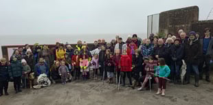 Volunteers spring clean town beach