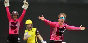 Young Barnes signs new deal with Somerset 