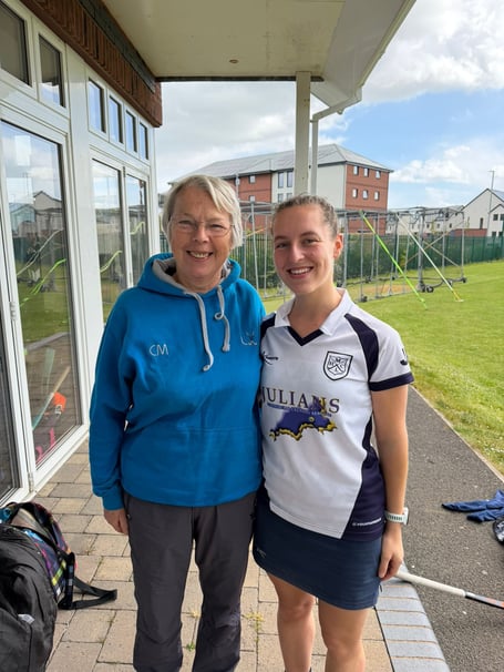 Match sponsor Carol Matravers with Player of the Match Jess Koppa