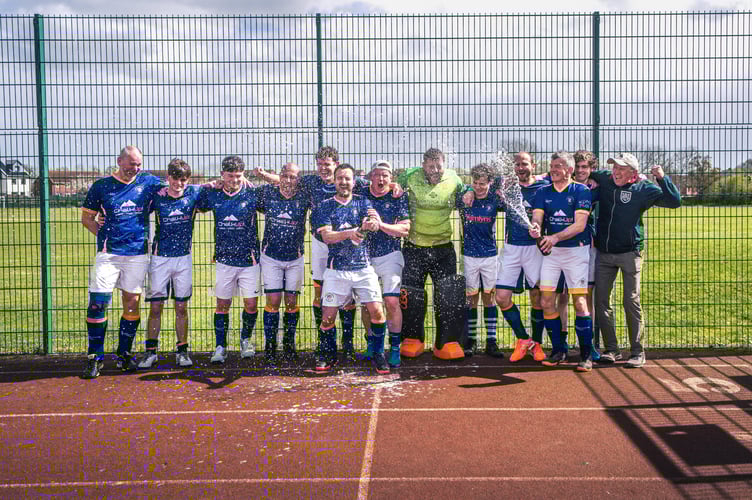 Minehead & West Somerset Seconds celebrate their hockey success