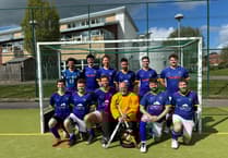 Champions end hockey season with away win