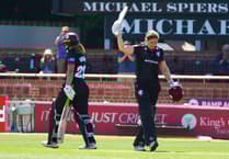 Heather Knight steers Somerset to big victory