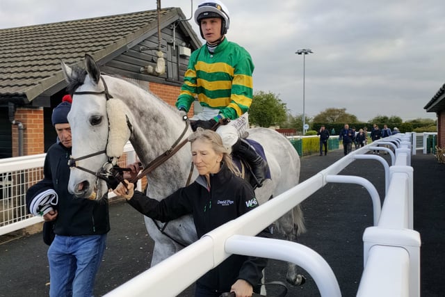 Flat racing takes centre stage after short break