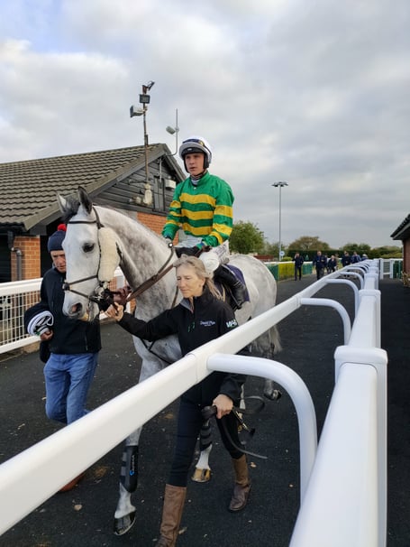 Thanksforthehelp who heads for Punchestown 