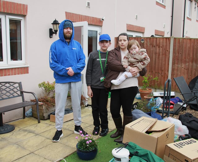 House flood leaves family living upstairs