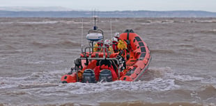 Watch video of 'tricky' rescue by lifeboat volunteers