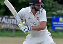 Minehead Seconds lose out to Bishops Hull