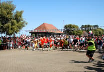 Sweltering Watchet annual wheelbarrow race breaks all records