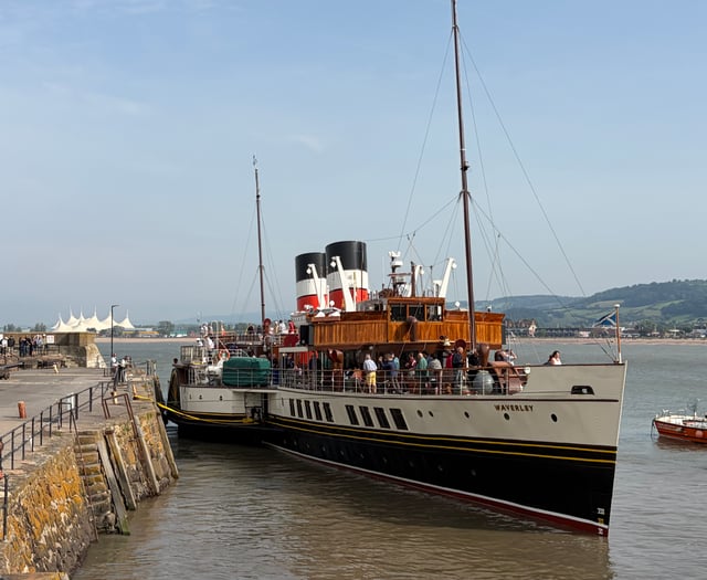 Nostalgic return for last paddle steamer