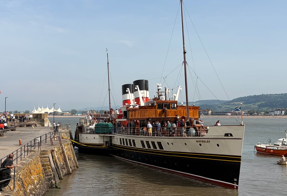 Nostalgic return for last paddle steamer